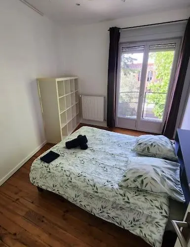 Appartement T3 Moderne Hyper Centre Parking Privé *