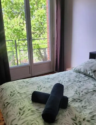 Apartment T3 Moderne Hyper Centre Parking Prive *